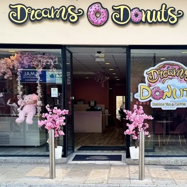 Dreams Donuts