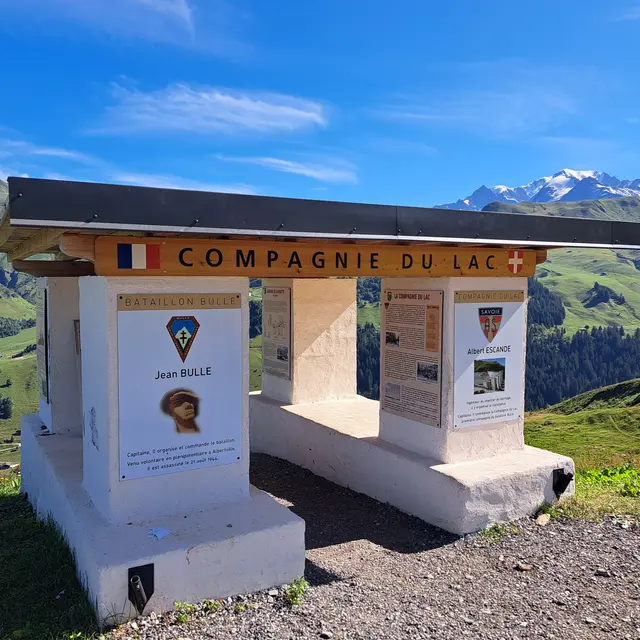 Monument commémorant la Compagnie du Lac
