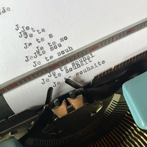 Poésie sous le parasol avec Laetitia Cuvelier