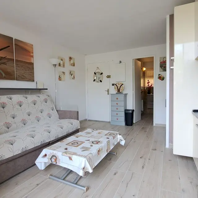 Studio HYERES-SALINS