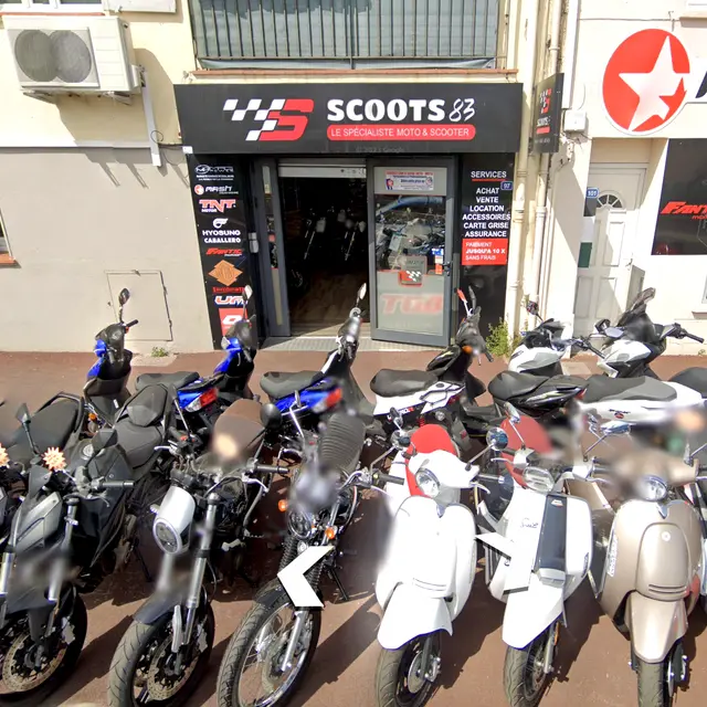 Scoots83 - Centre-historique_Fréjus