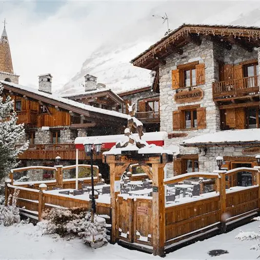 Façade extérieure - Restaurant La Corniche Val d'Isère