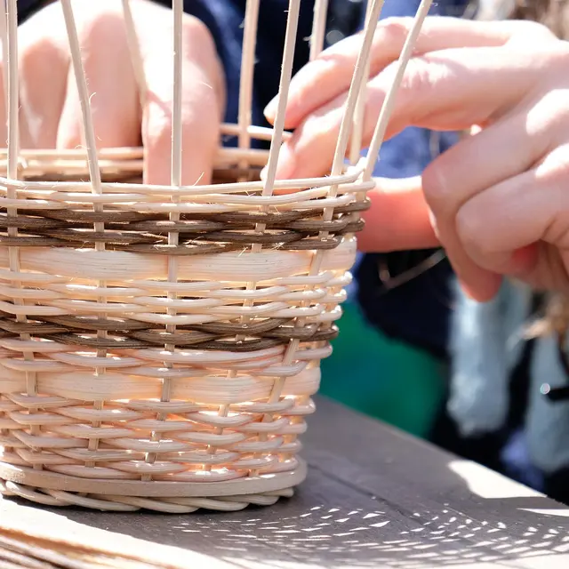 Atelier tressage de panier - Initiation à la vannerie_Verrières-en-Forez