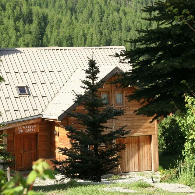 TROLL Vue sur le chalet entree nord