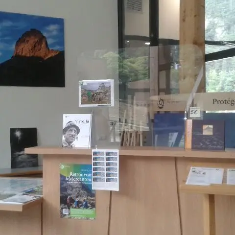 Intérieur de la Maison du Parc au Vésubia Mountain Park