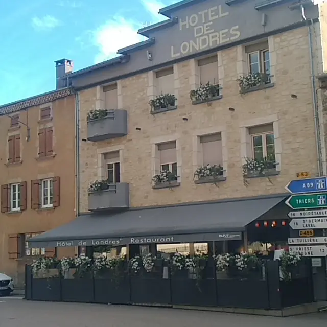 Hôtel-Bistrot de Londres_Saint-Just-en-Chevalet