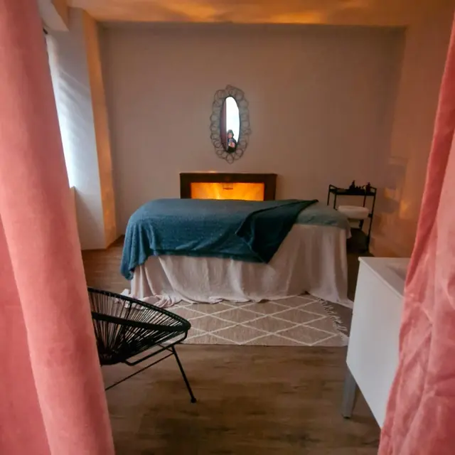 Maïa Massages Facialiste à Novalaise