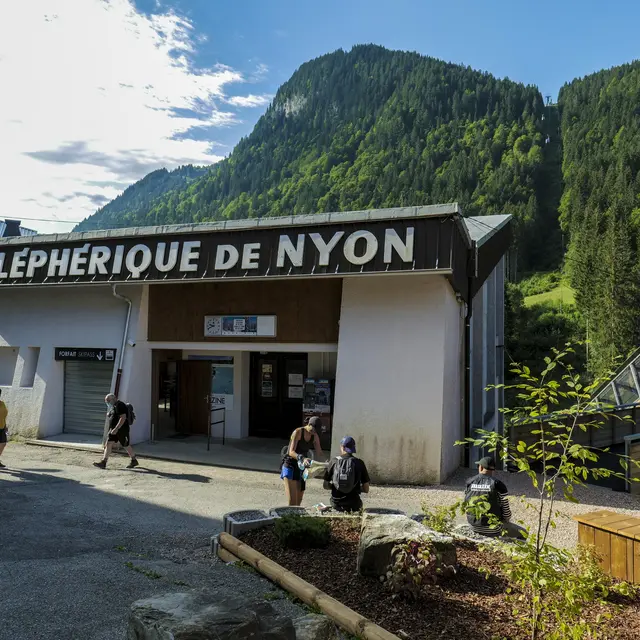 Départ de téléphérique de Nyon
