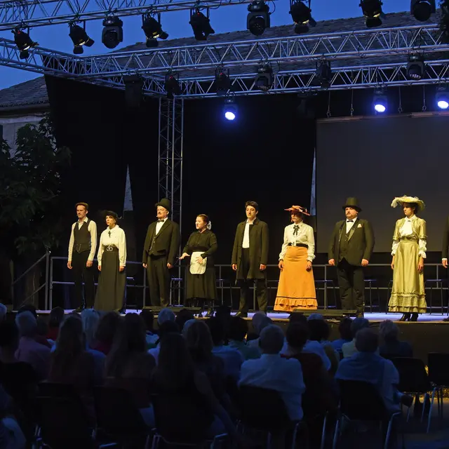 Châto'Off les Murs_Châteauneuf-du-Pape
