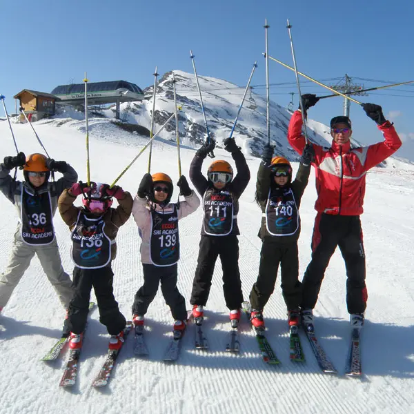 Ecole Ski Academy