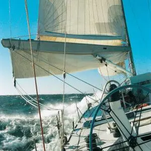 Challenger Yachting Marseille.jpg