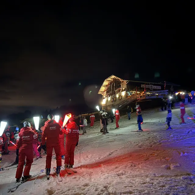 Descente aux flambeaux_Flumet