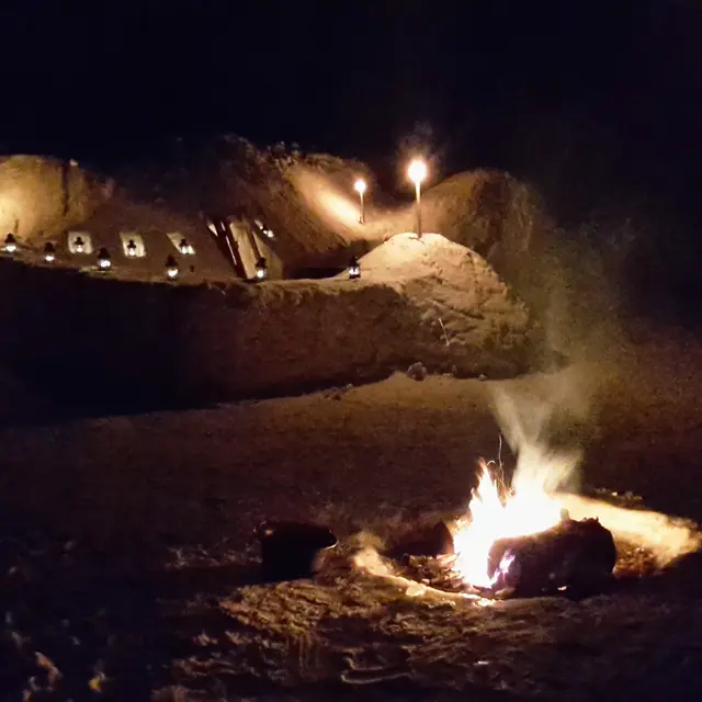 Rando Igloo - Boris Tourne - Plateau de Plaine-Joux Massif des Brasses Haute Savoie 74 proche Genève - Activité famille amis entreprises groupe - Fondue Igloo Raquettes