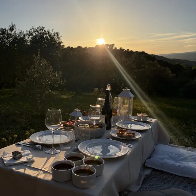 Pique-nique au coucher de soleil