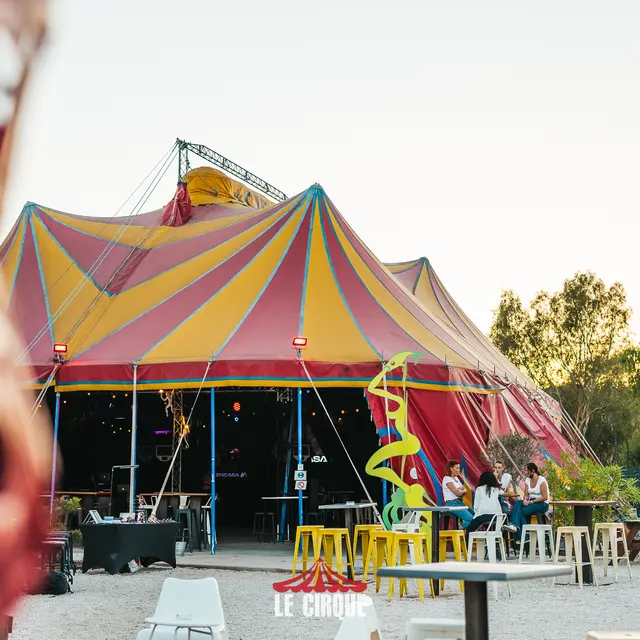 Le Cirque