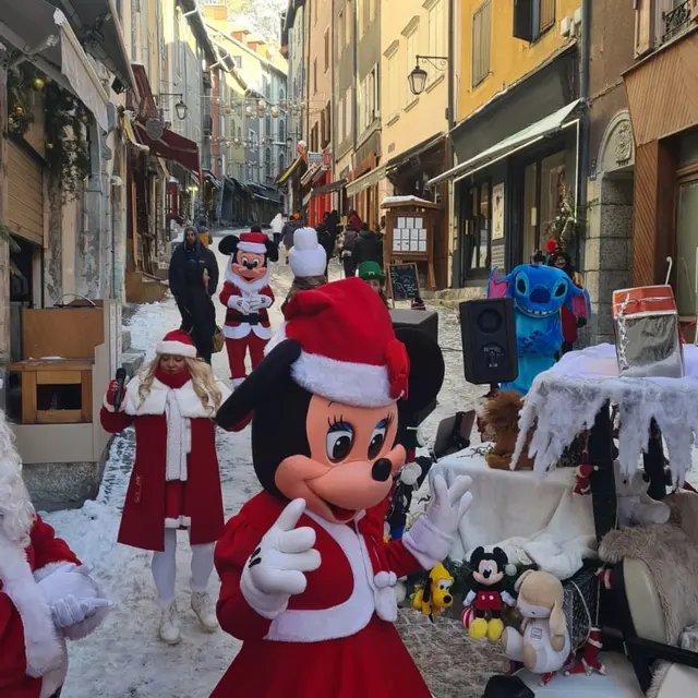 Parade Christmas Car_Briançon