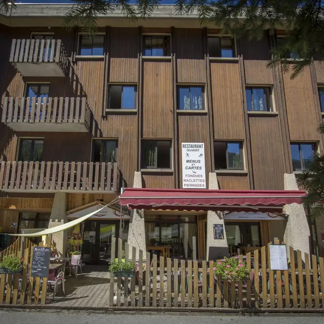 Hôtel - Restaurant Le Saint Jean