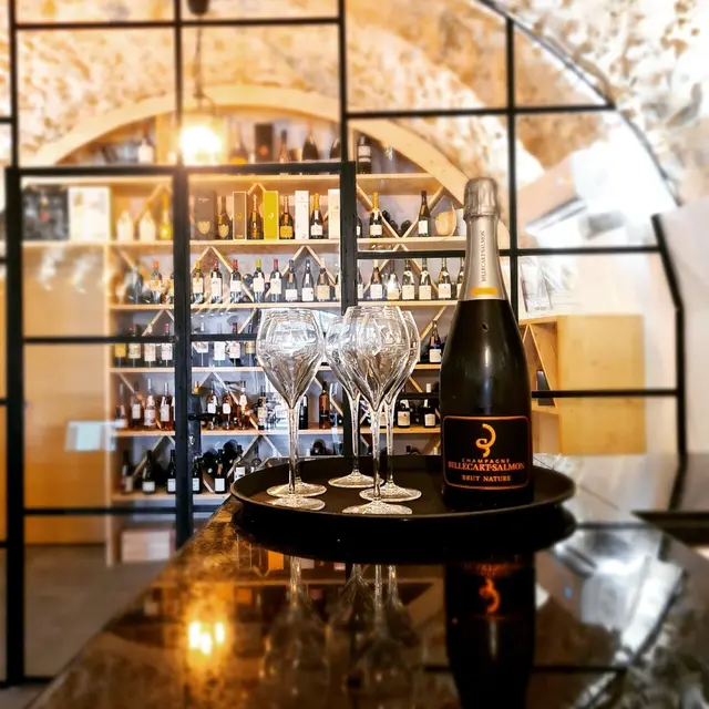 Nabucco - Cave et bar à vin