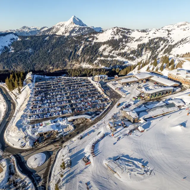 Parking extérieur d'Avoriaz_Avoriaz