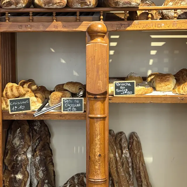 Dépot de pain  Aux Pains de Castagniers_Belvédère