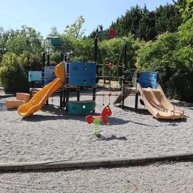 Aire de jeux_Graveson
