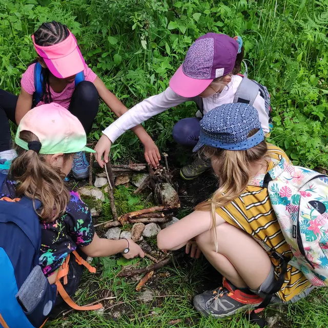 Randonnée famille : découverte nature - 1/2 journée_Entremont-le-Vieux