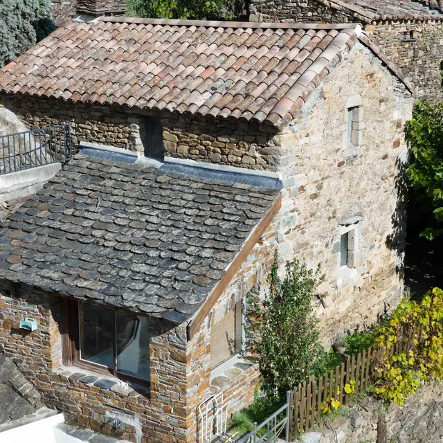 Sous la Vigne Hameau de La Mazière_Peyrolles