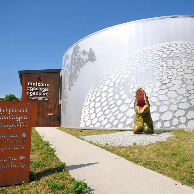 Maison de la géologie_Puy-Saint-André