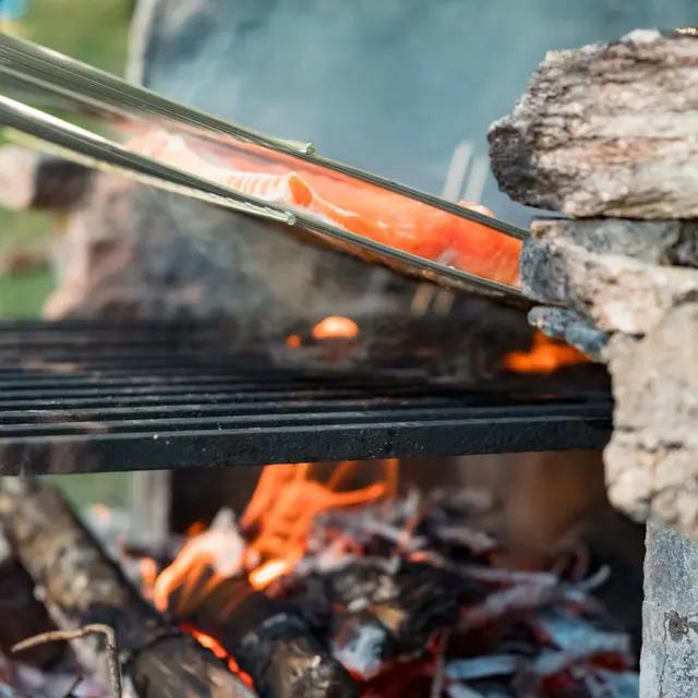 Échappée gourmande, grillades au sommet, truites et balade en pleine nature_Montferrier