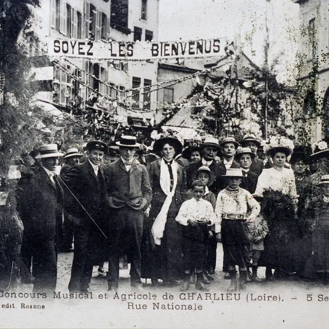 Projection Charlieu d'hier et d'aujourd'hui_Charlieu