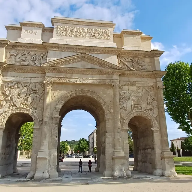 Journées du patrimoine : visite commentée de l'Arc de triomphe_Orange