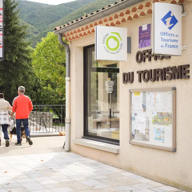 Office de Tourisme des Baronnies en Drôme Provençale - Pays de Montbrun les Bains_Montbrun-les-Bains