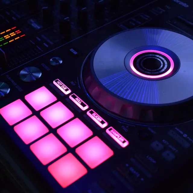 Bal gratuit avec DJ Numa_Rougon