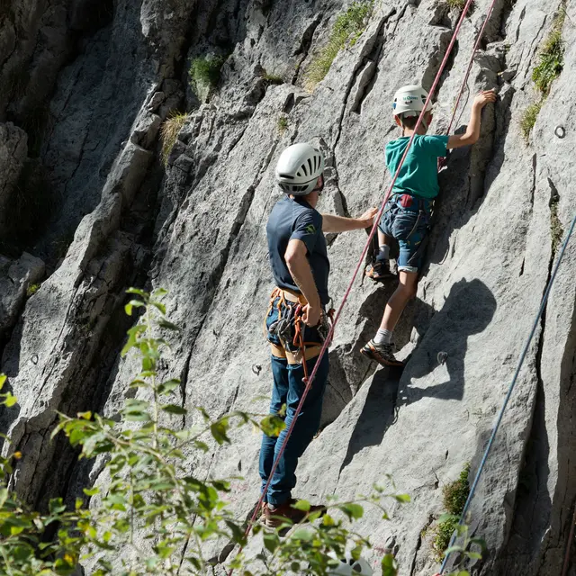 Stage d'escalade avec le Bureau des Guides_La Clusaz