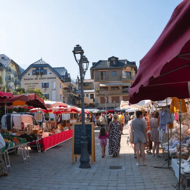Marché de Saint-Gervais_Saint-Gervais-les-Bains