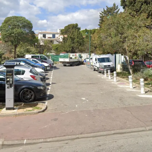 Parking des écoles