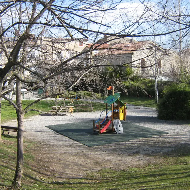 Aire de jeux Ribiers