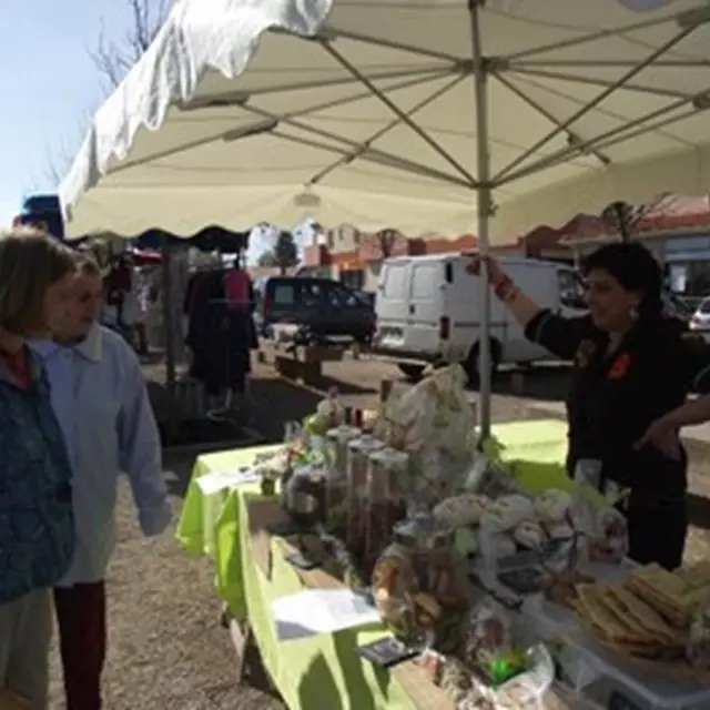 Marché St Etienne de Tulmont