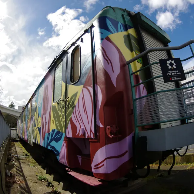 Visitez la 1ère voiture-restaurant du Capitole, 1er train à grande vitesse français