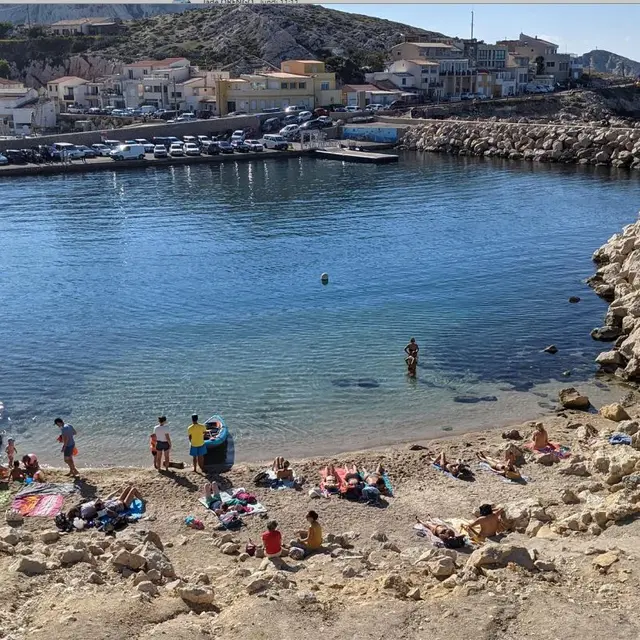 Plage du port des Goudes Marseille