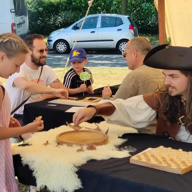 Des jeux anciens pour jouer et voyager !_Samoëns