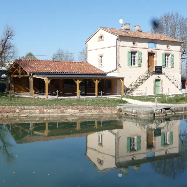 Chez Gabriel Resto Guinguette Lacourt Saint Pierre