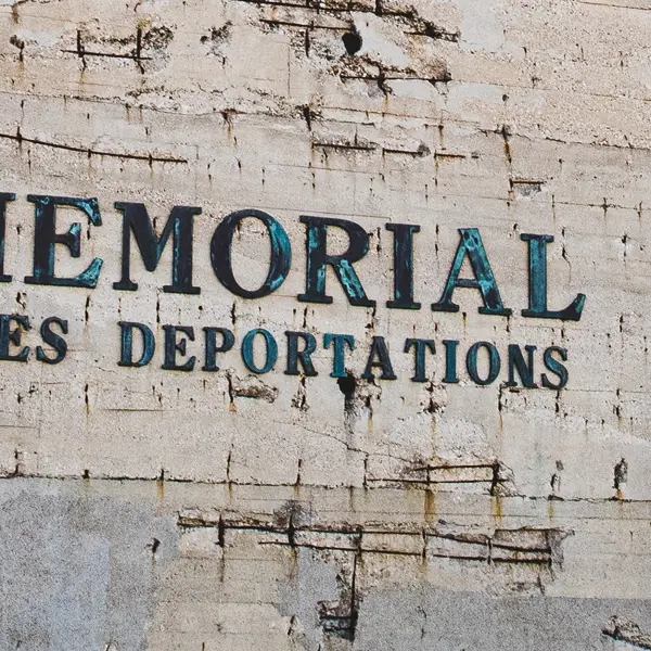 Balades urbaines : La petite Naples. Visite du quartier Saint-Jean_Marseille