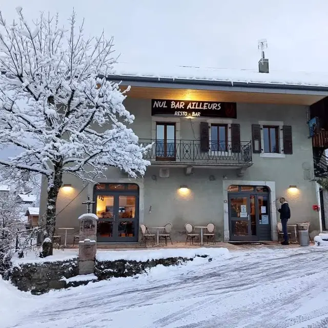 Nul Bar Ailleurs_Bogève