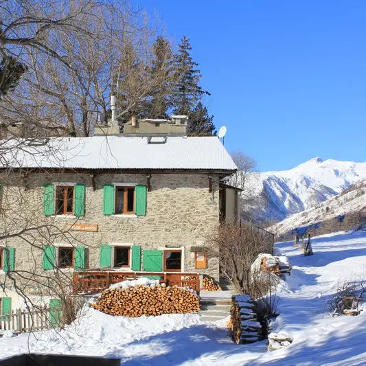 Gîte Refuge de La Monta -Gîte d'étape/séjour -Abriès-Ristolas -Queyras