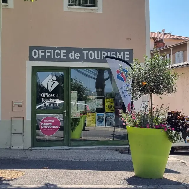 Devanture bureau d'information touristique des Mées