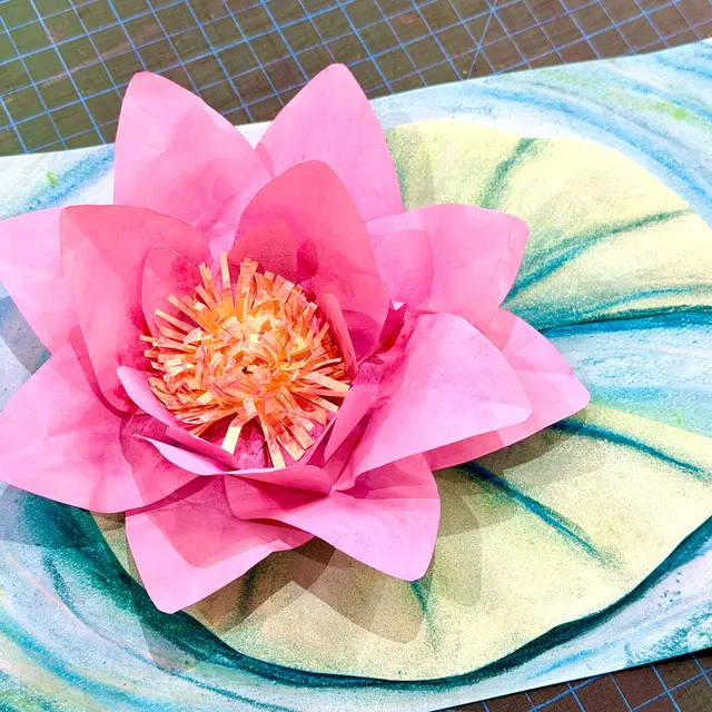 Nénuphar en papier
