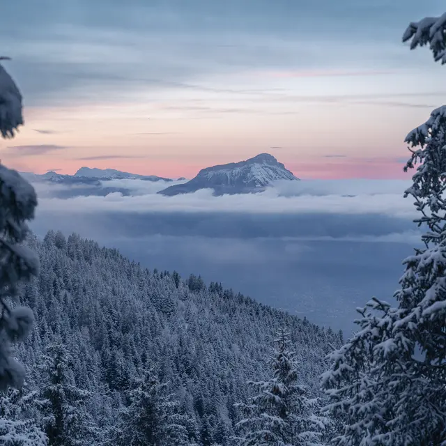 Montagnes enneigées-Pierre Sztajnkrycer - Photographe de paysage et accompagnateur en montagne