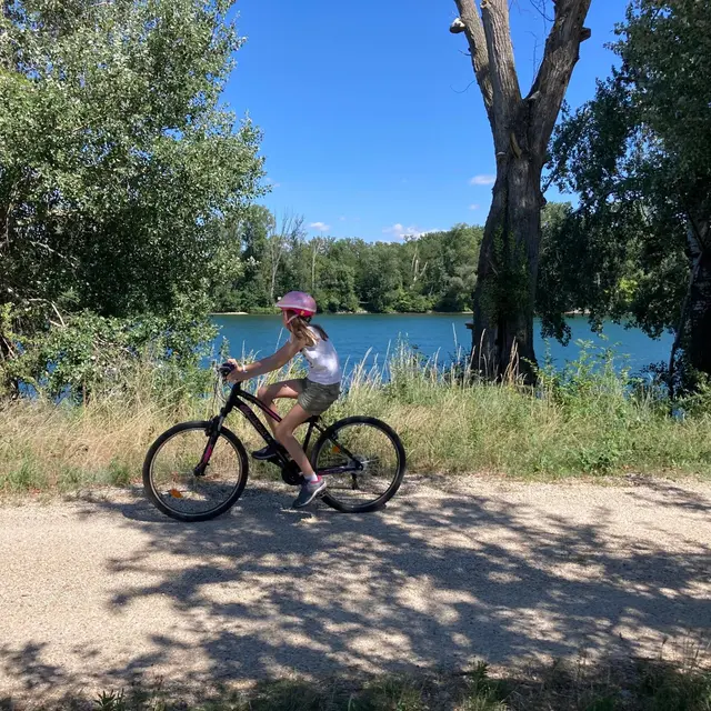Voie douce les berges du Rhône entre Peyraud et Andance