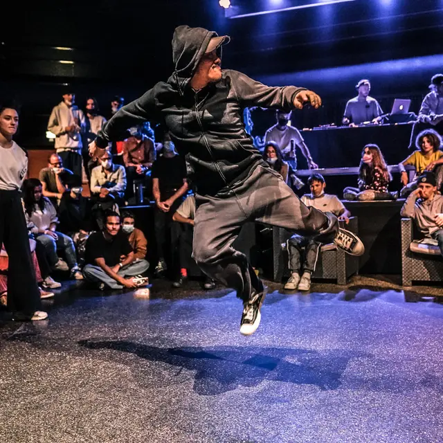 Into the cypher_La Tronche